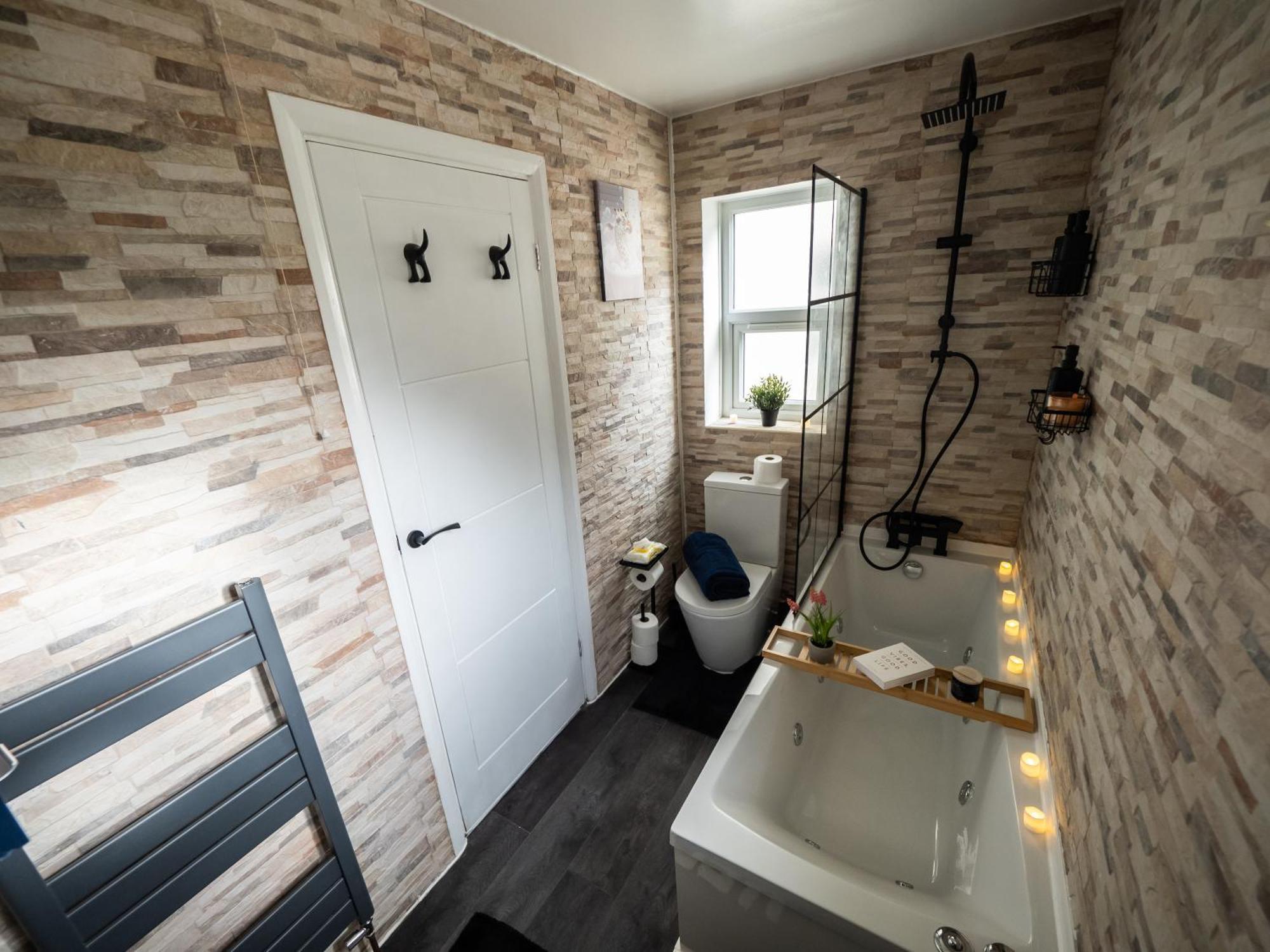 Ferienwohnung Seaside Retreat: Luxury 1-Bed, Free Parking Portsmouth Exterior foto