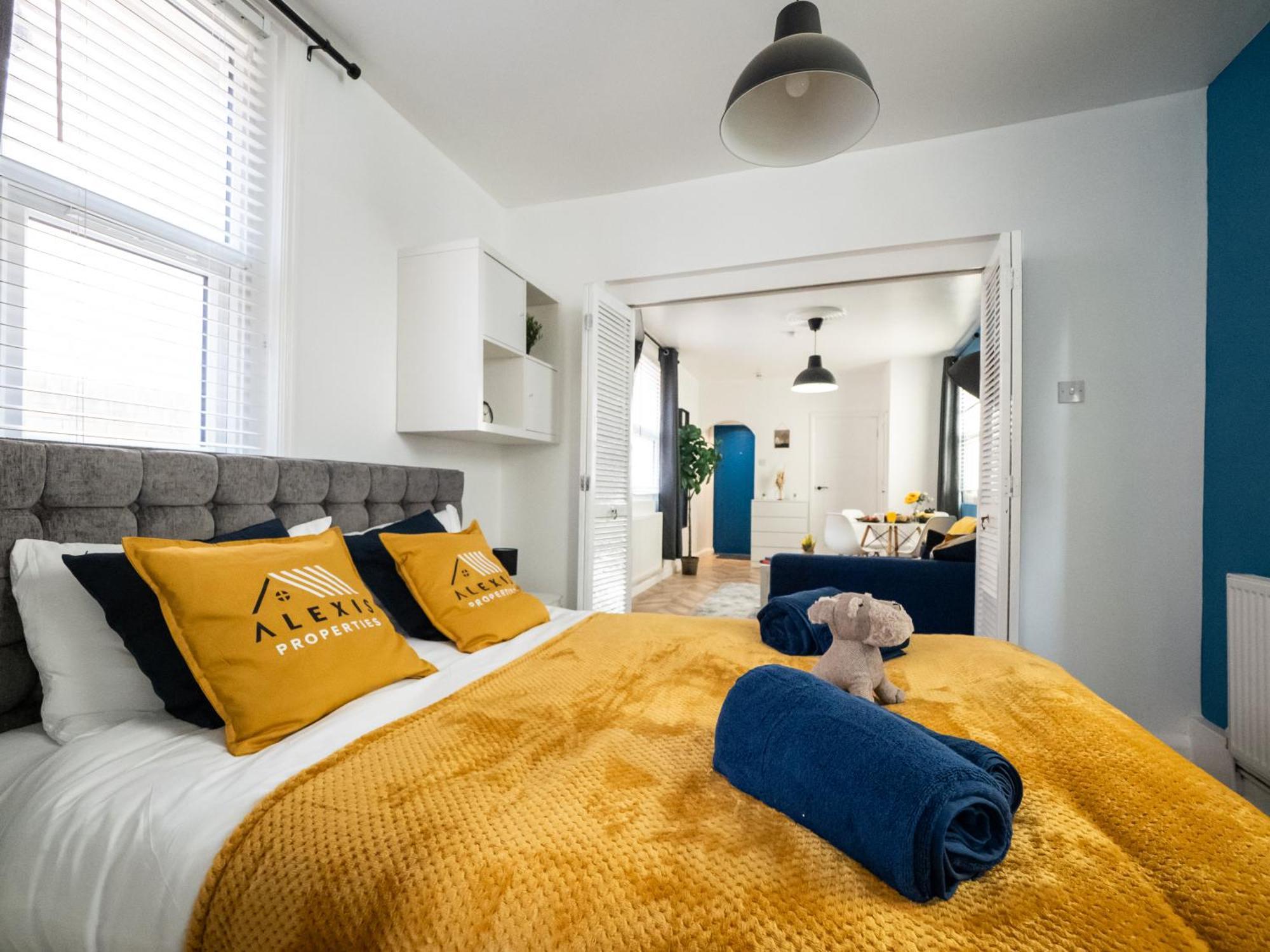 Ferienwohnung Seaside Retreat: Luxury 1-Bed, Free Parking Portsmouth Exterior foto