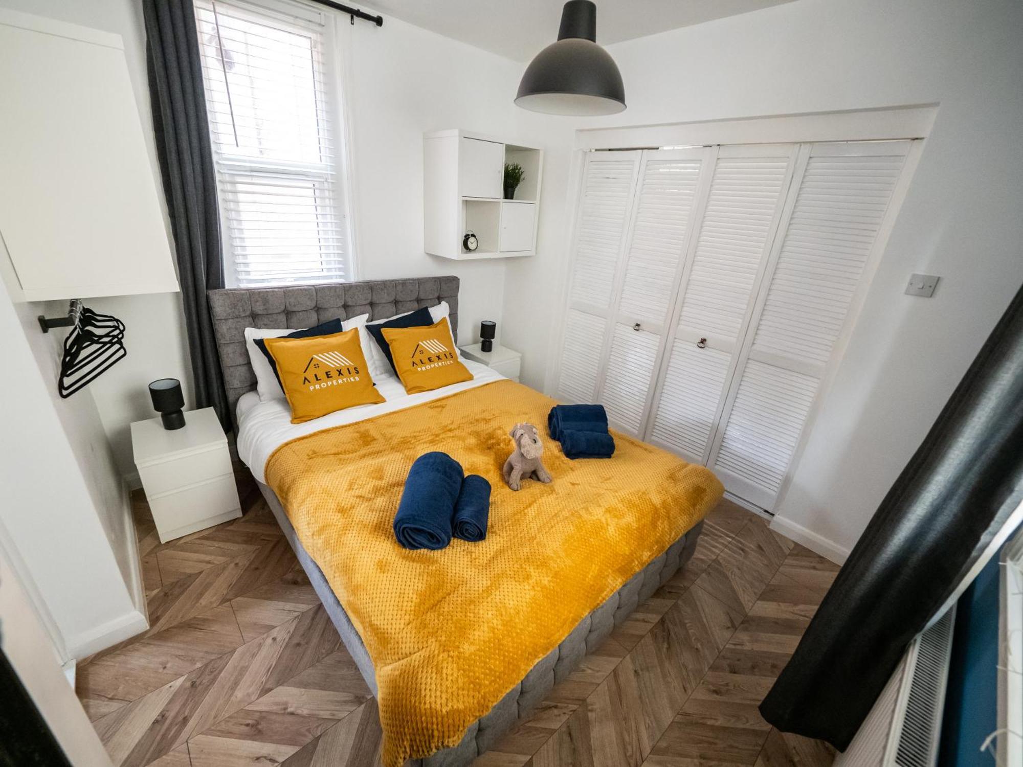 Ferienwohnung Seaside Retreat: Luxury 1-Bed, Free Parking Portsmouth Exterior foto